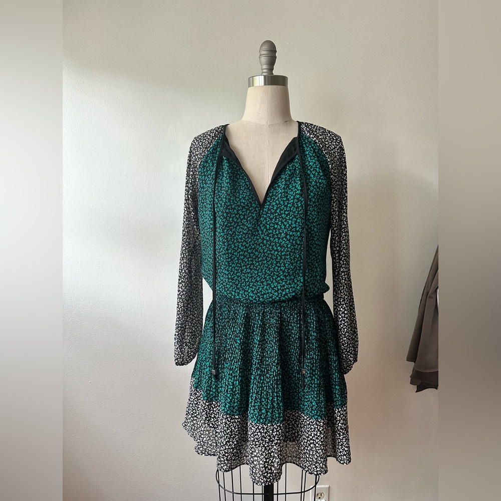 Stunning Michael Kors Teal and Black Mini Dress